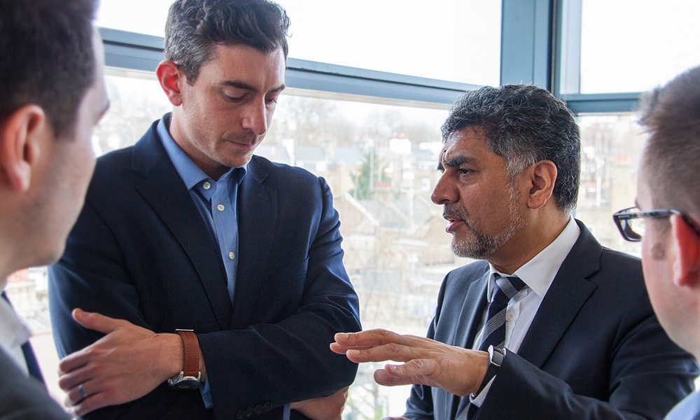 James Caan CBE in discussion with recruitment entrepreneurs